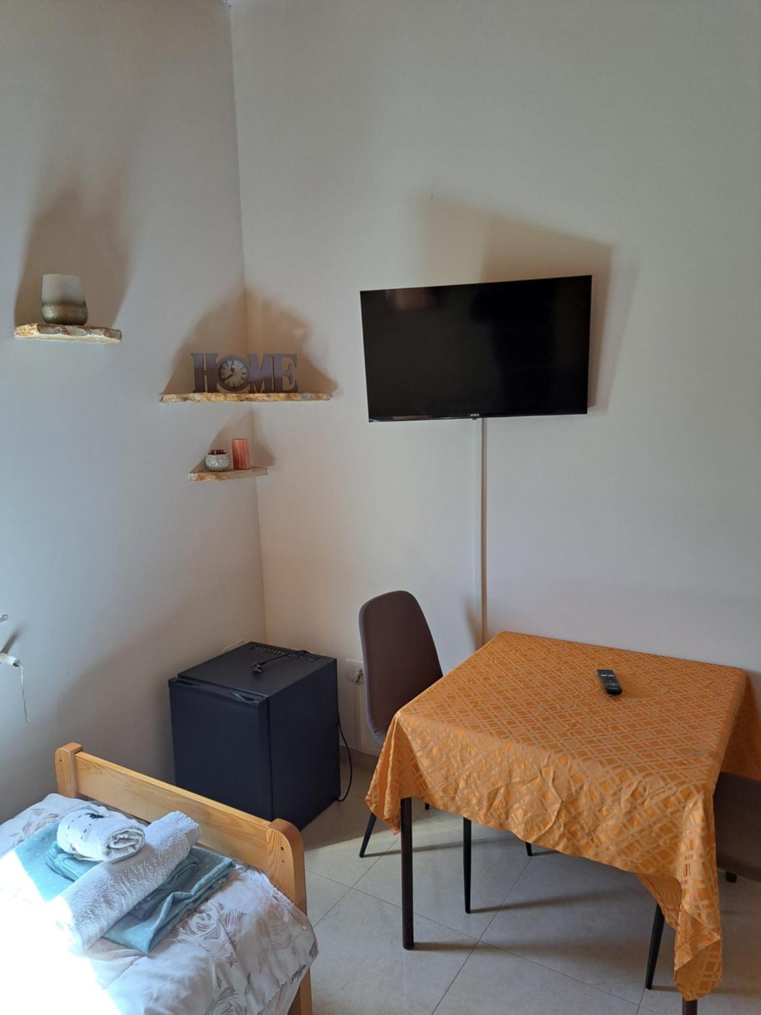 Sobe Anja Guest House Brtonigla Room photo
